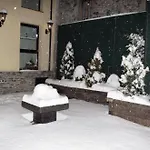 Ξενοδοχείο Albares 3*