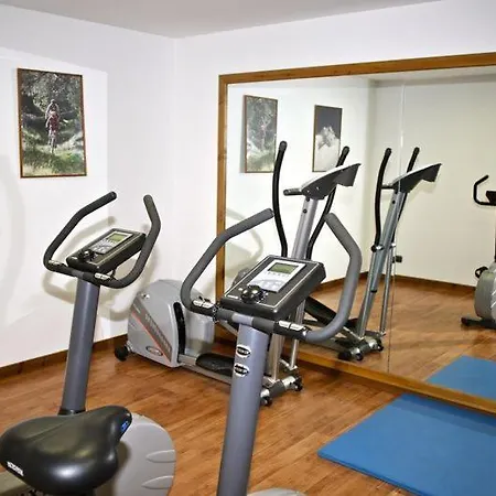 Hotel Albares 3*