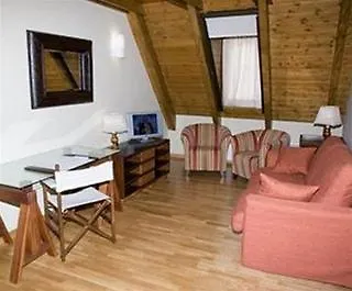Albares Hotel