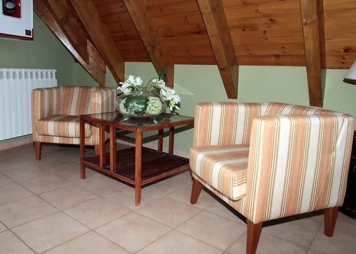 Hotel Albares
